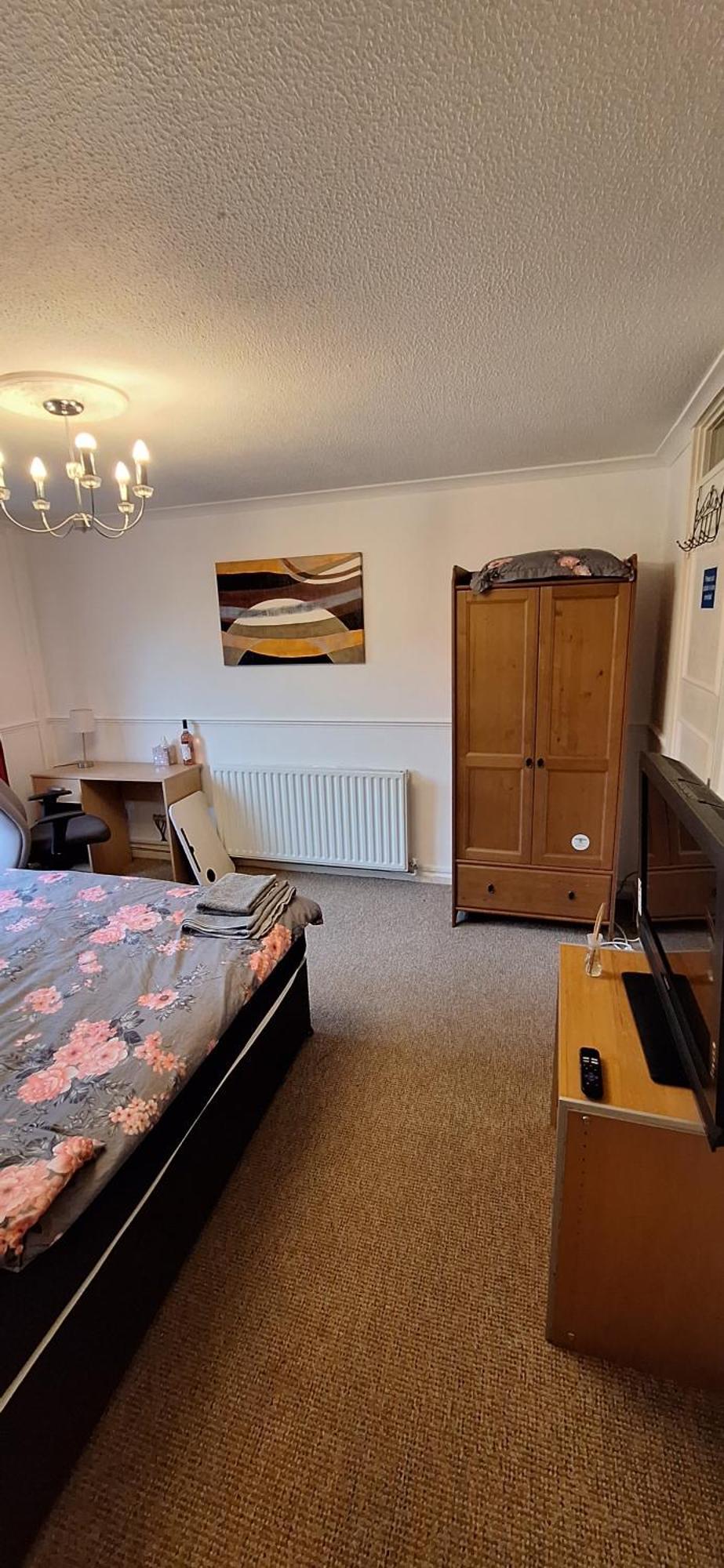 Spacious And Serene Stay Near Milton Keynes Centre Willen Chambre photo